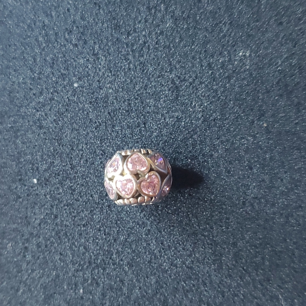 Pink heart bead